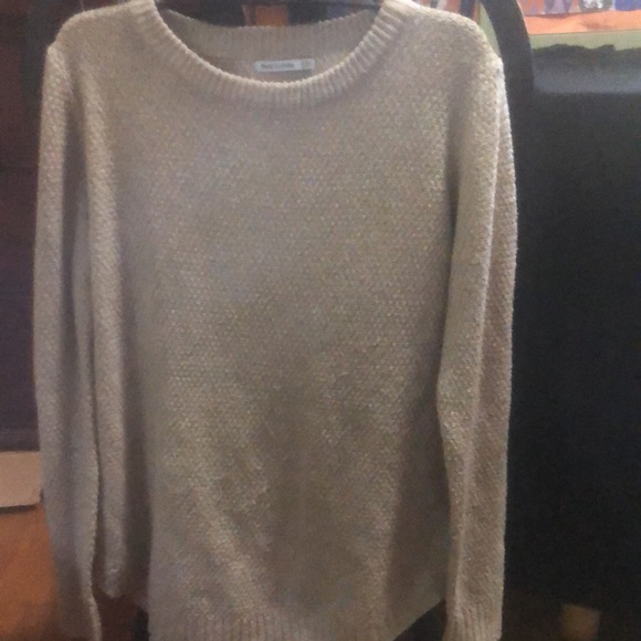 Pink clover sweater size Med - Picture 2 of 5